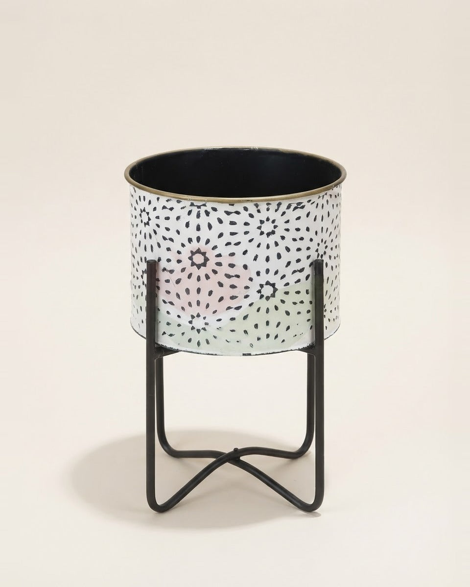 Metal White Pot with Stand