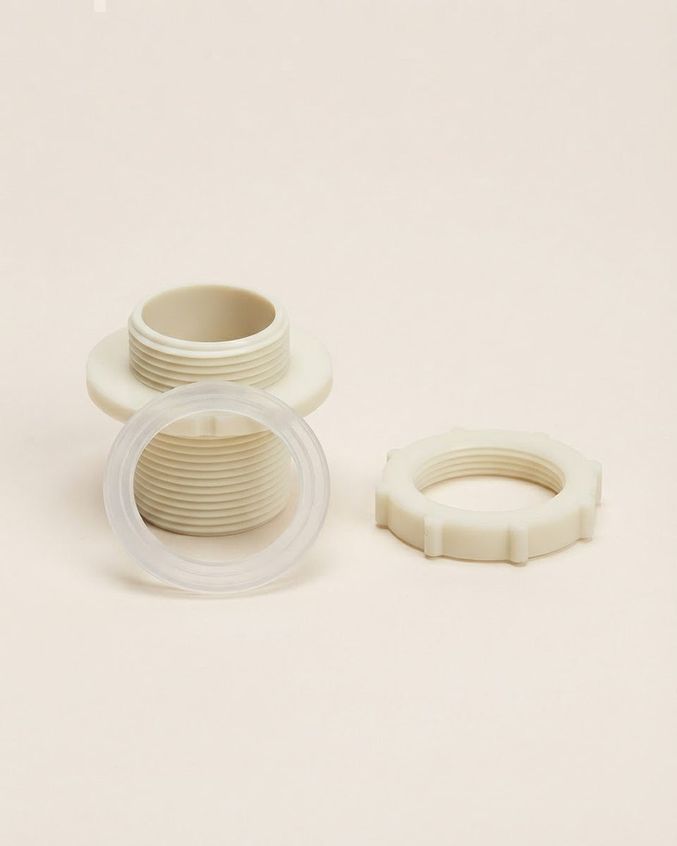 Tank Bulkhead Fitting with Rubber Seal وصلة خزان مع ربل