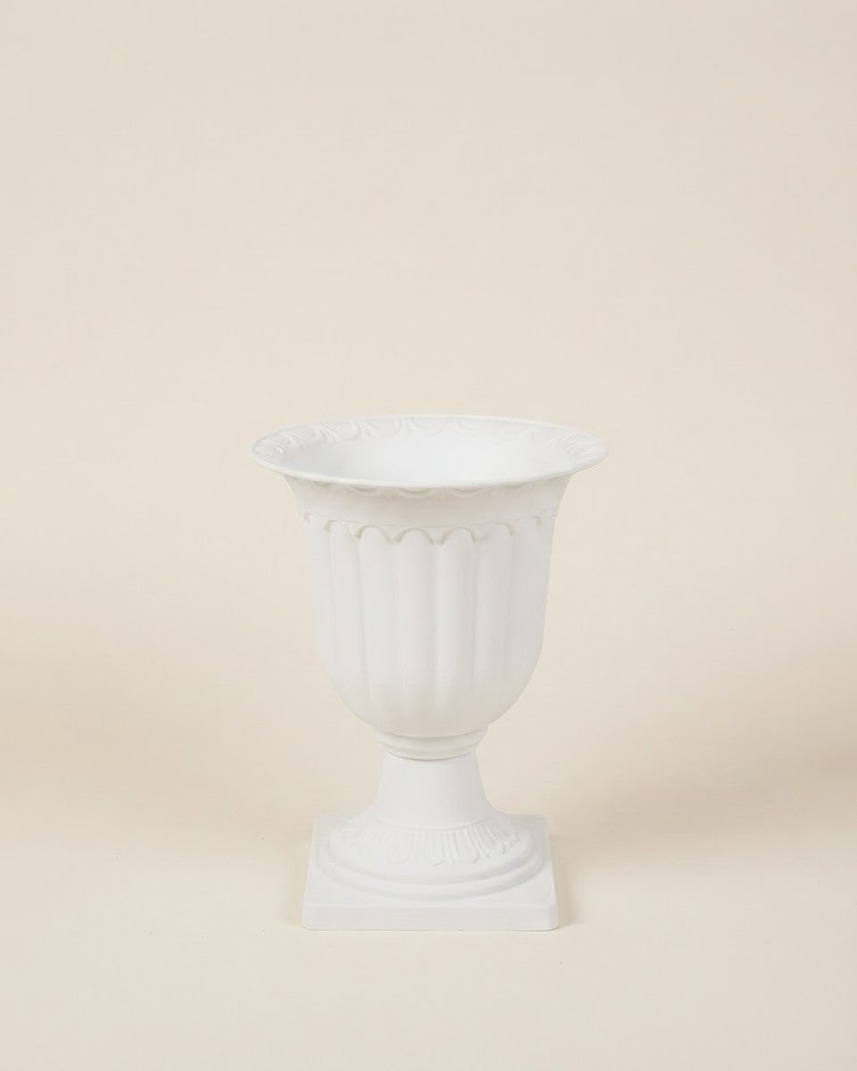 Big White Plastic Pot