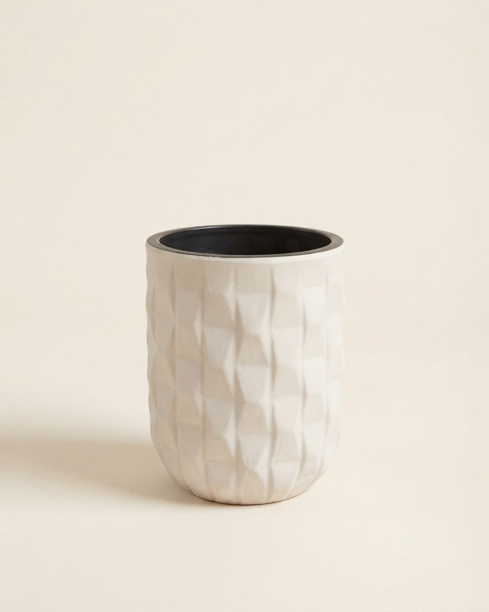 Ceramic Pot - Medium B18-W