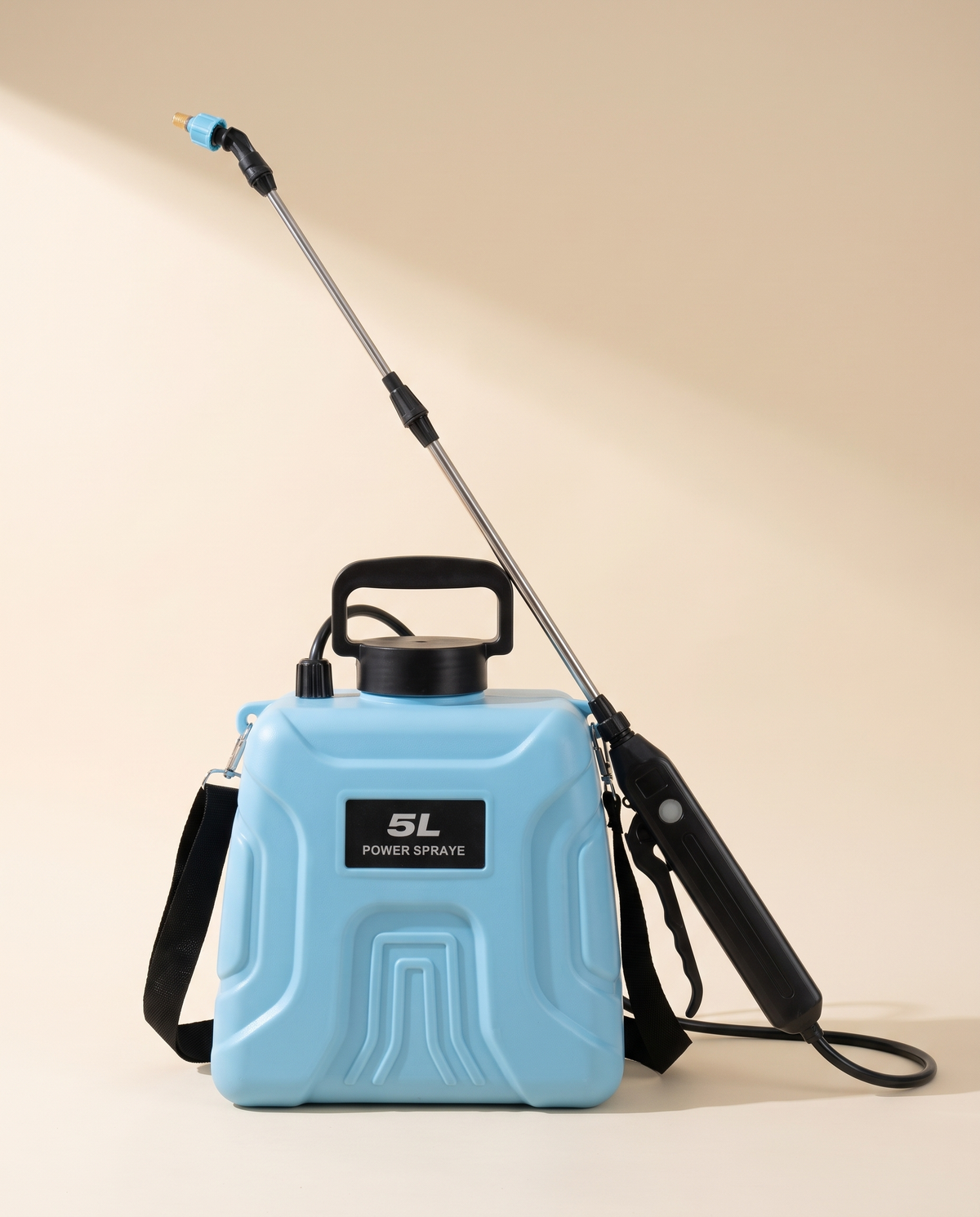 Backpack sprayer assembled with lance extended