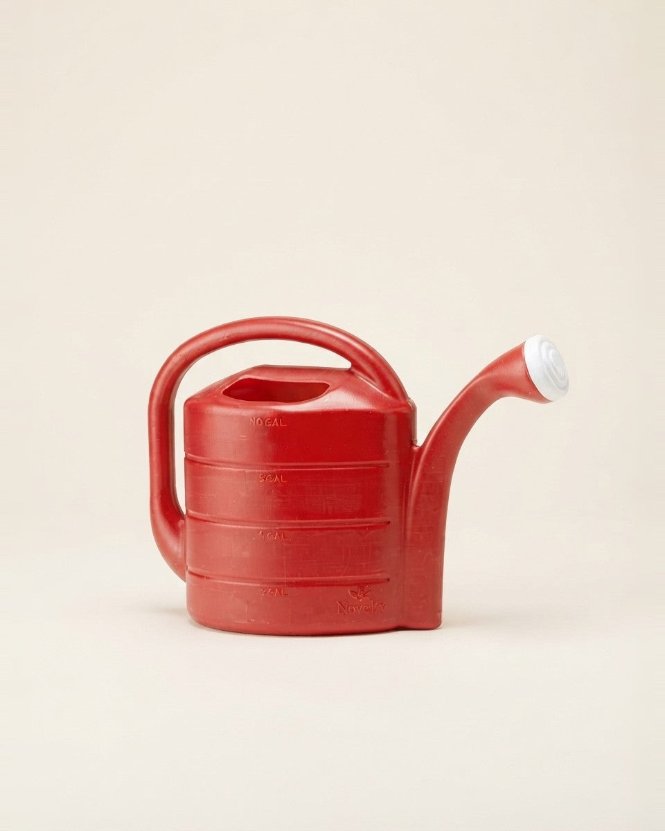 Novelty Red 2 Gal Plastic Deluxe Watering Can إبريق ري