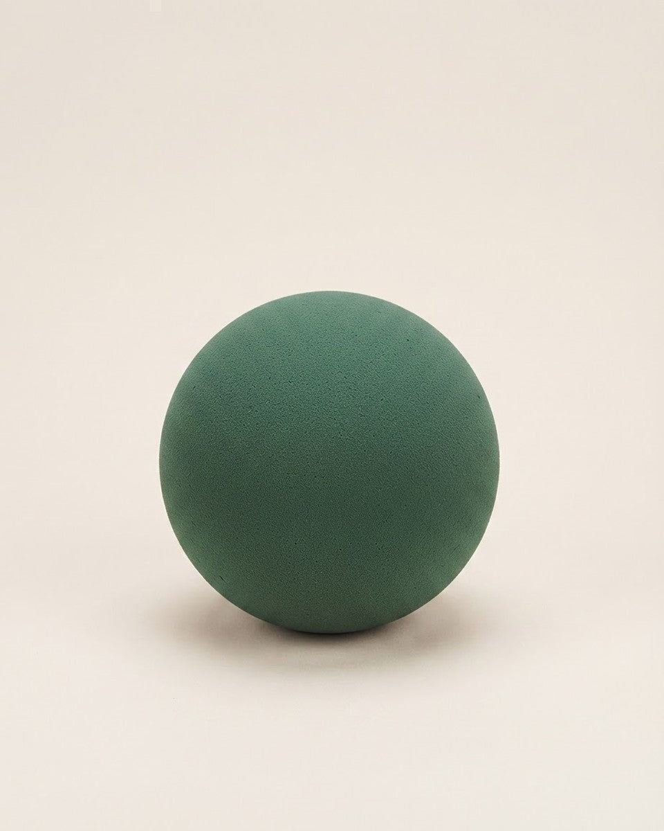 Oasis Ball Sponge 20cm
